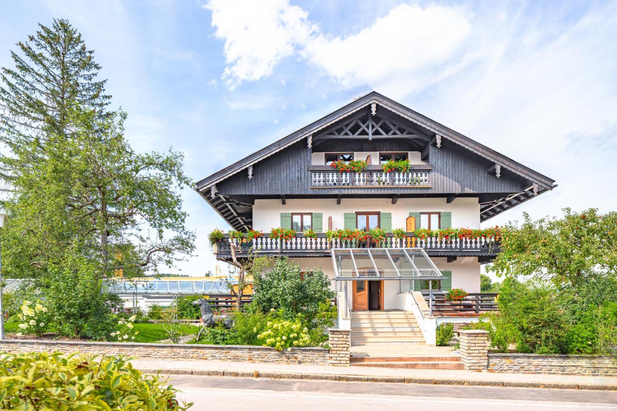 Hotel Alpensonne Bad Wiessee Exterior photo